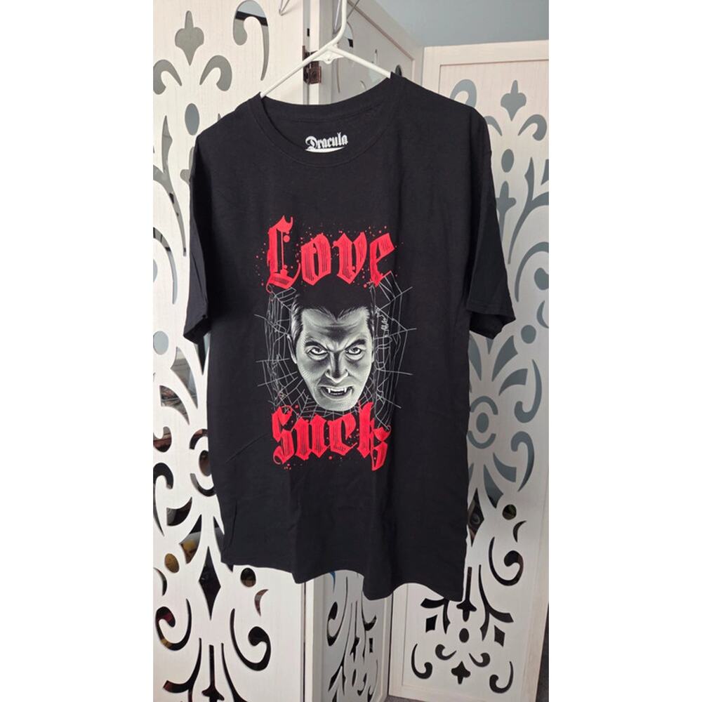 Dracula Love Sucks Tee Large Black Gothic Vampire Loot Wear Graphic Shirt